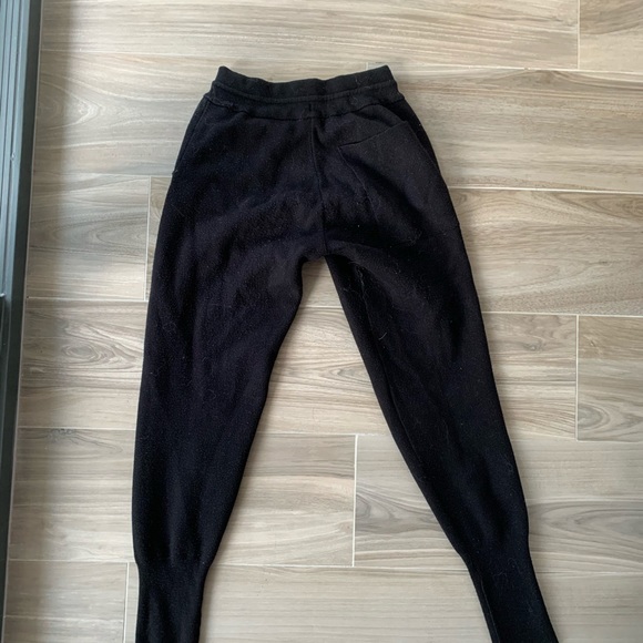 Zara sweatpants - Picture 2 of 3